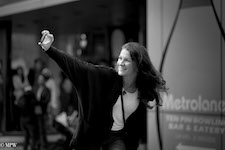 Mike Wheelton photo storyteller. The largest collection of colour, black and white street photography. Taken in and around Queen Street, Auckland city, New Zealand.