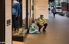 Mike Wheelton photo storyteller. The largest collection of colour, black and white street photography. Taken in and around Queen Street, Auckland city, New Zealand.