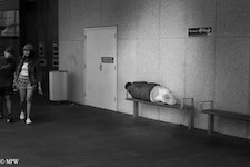 Mike Wheelton photo storyteller. The largest collection of colour, black and white street photography. Taken in and around Queen Street, Auckland city, New Zealand.