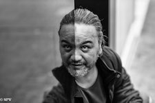 Mike Wheelton photo storyteller. The largest collection of colour, black and white street photography. Taken in and around Queen Street, Auckland city, New Zealand.
