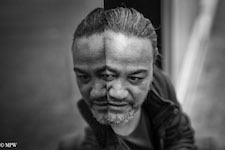 Mike Wheelton photo storyteller. The largest collection of colour, black and white street photography. Taken in and around Queen Street, Auckland city, New Zealand.