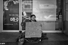 Mike Wheelton street photographer. Colour, black and white street photography. Queen Street, Auckland city, New Zealand.