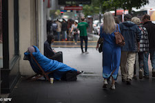 Mike Wheelton photo storyteller. The largest collection of colour, black and white street photography. Taken in and around Queen Street, Auckland city, New Zealand.