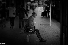 Mike Wheelton photo storyteller. The largest collection of colour, black and white street photography. Taken in and around Queen Street, Auckland city, New Zealand.