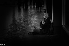 Mike Wheelton photo storyteller. The largest collection of colour, black and white street photography. Taken in and around Queen Street, Auckland city, New Zealand.