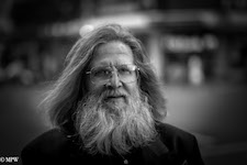 Mike Wheelton street photographer. The largest collection of colour, black and white street photography. Taken in and around Queen Street, Auckland city, New Zealand.