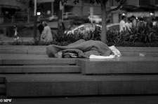 Mike Wheelton street photographer. Colour, black and white street photography. Queen Street, Auckland city, New Zealand.